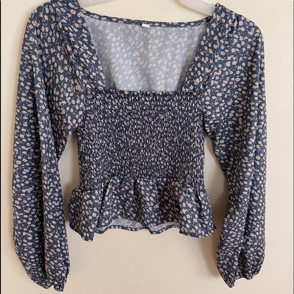New hot top with beautiful design - Picture 4 of 7